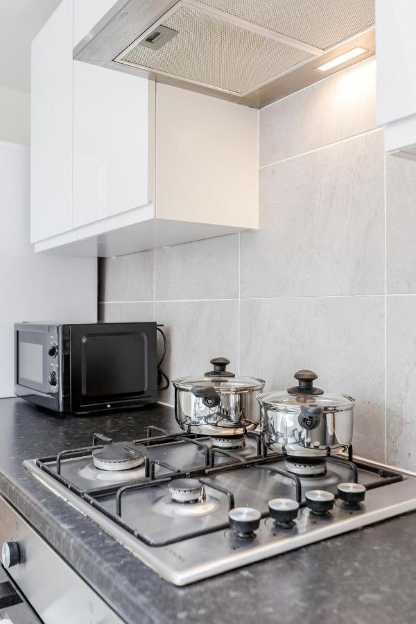 2 Bedroom Serviced Apartment Londres Extérieur photo