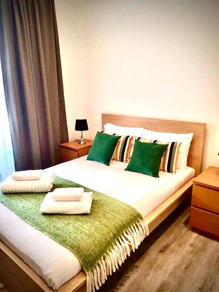 2 Bedroom Serviced Apartment Londres Extérieur photo